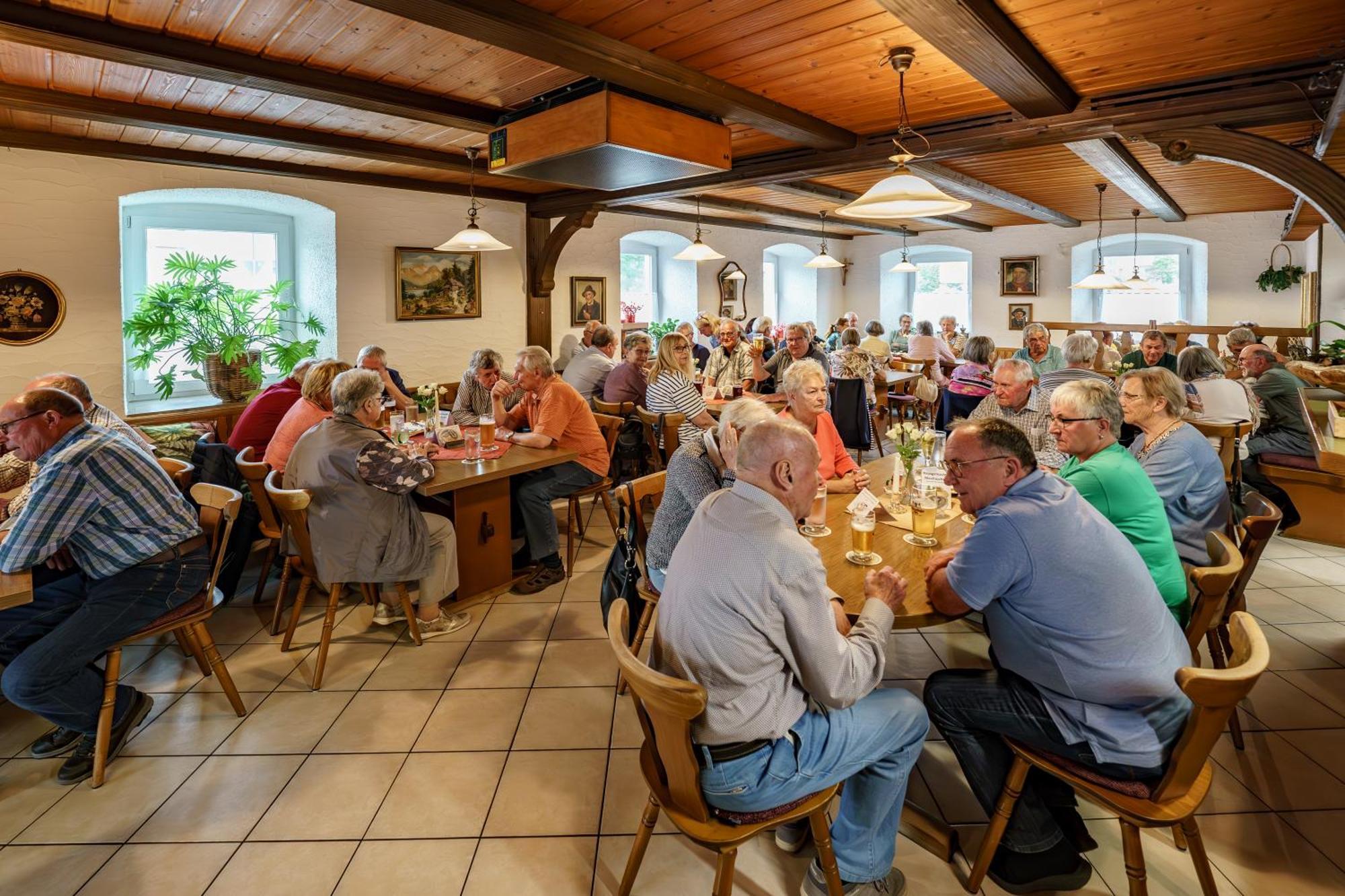 Landgasthof Ochsen Neresheim Esterno foto